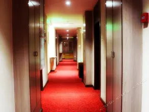Jinxiang Theme Hotel - Image 2