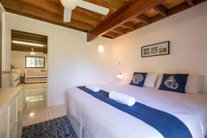Green Trees Beach House - Image 3
