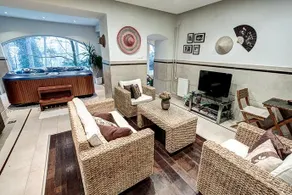 Private Wellness Apartment - Image 2