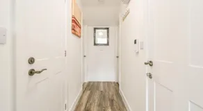 Windmill View Loft Apartment - Image 3
