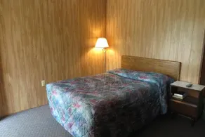 Crossroads Motel Rushville - Image 4