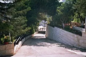 Rosary Sister Guest House Ein Karem - Image 5