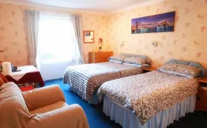 29 Guest House - Image 5