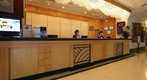 Metropark Hotel Yangzhou - Image 3