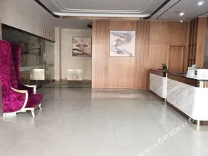 Kaitong Business Hotel - Image 2