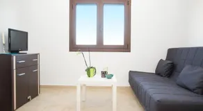 Basilum - Cozy House in Creta - Image 2