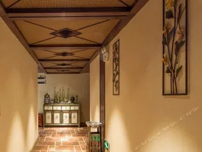 Xiangge Huangfu Holiday Hotel - Image 3