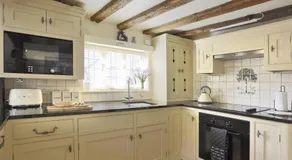 Lady Cottage - Image 5