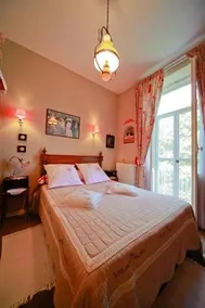 Au Relais Fleuri - Image 5