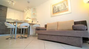 Holiday House Queens With Sea View - Image 3