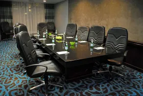 DoubleTree by Hilton Chatsworth - Image 2