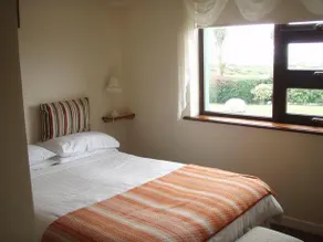 Beach View Bed & Breakfast - Image 4
