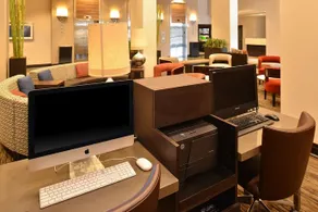 Hilton Springfield - Image 2