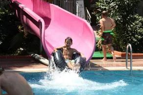 Golmar Beach Hotel - Image 5