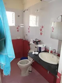 Empires Guest House - Image 5
