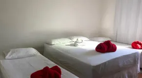 Hostel Assis - Image 1