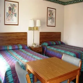 Scottish Inns Troy - Image 4