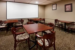 Days Inn by Wyndham Batavia Darien Lake Theme Park - Image 5