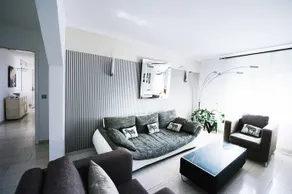 Junior Suite Apartment by Livingdowntown - Image 4