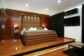 Kaldi's De Lux Room - Image 4