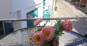 Phuket Point Guesthouse - Image 2