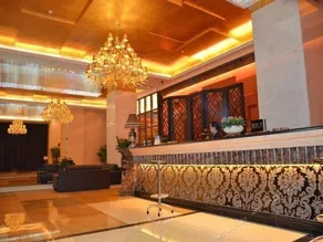 HuaFu Aparthotel - Image 5