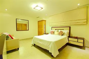 Marbella 7 - Image 4