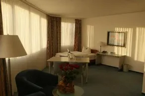 Hotel Townhouse - Image 3