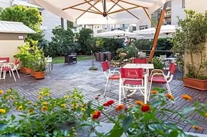 Hotel Parini - Image 4