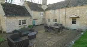 Cottage with garden & barbeque - Image 3