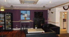 Skyways Hotel - Image 4