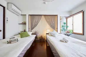 Funkey Tokyo Apartment 25 - Image 1