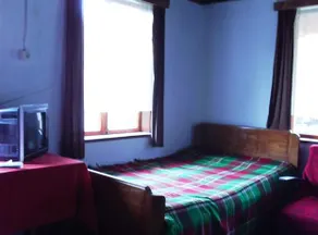 Guest House Four Pines - Image 2