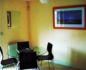 Short Term Worsley Apartment - Image 2