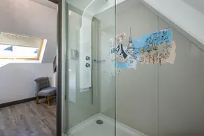 Hotel Du Luxembourg Et Restaurant Les 4 Saisons - Image 2