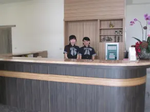 Peak Inn - Image 3