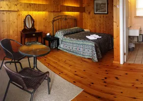 The Waterfront Motel - Image 5
