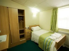 Hereward College Lodge - Image 4