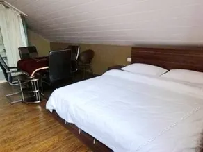 Lizhuang Guyun Holiday Hostel - Image 5