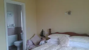 Tudor Lodge B&B - Image 3