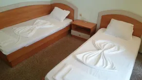 Guest House Elit - Image 2