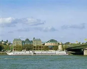 Sipruetthalai Hotel - Image 5