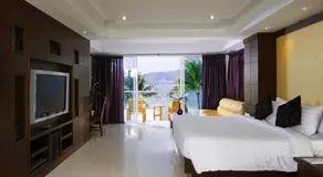 Rayaburi Beach Club - Image 4