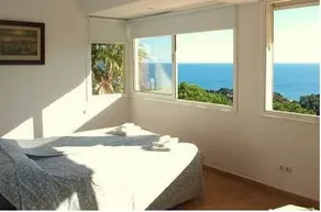 Villa con piscina privata, griglia e giardino - Image 1