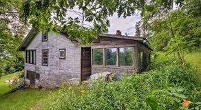 Ginny's Cabin - Image 2