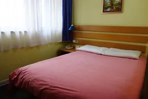 Home Inn Shanghai Wuning Road - Image 3