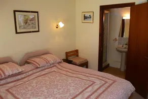 Week Farm - Image 3