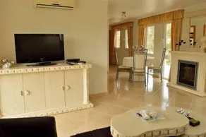 Amarilla Casa - Image 4