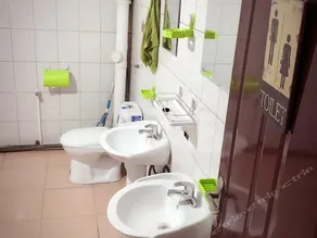 YIXIAOWO YOUTH HOSTEL - Image 5