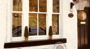Children-friendly cottage with terrace, garden & hot tub - Image 4